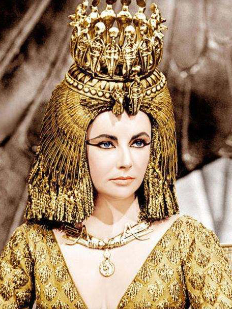 盘点影视剧中的顶级珠宝 (盘点电影中的天价绝世珠宝)