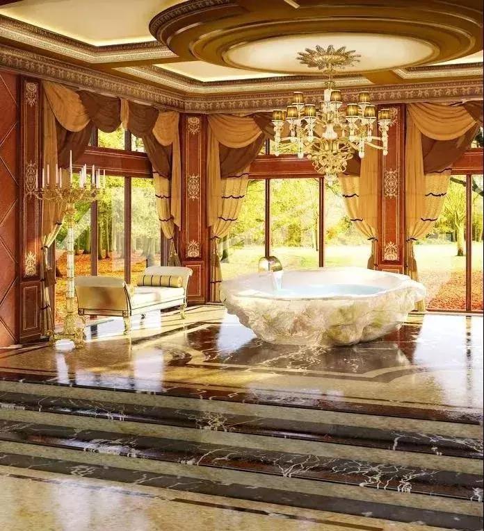 来，我请你洗澡，小编有个“价值10000000的石材浴缸”