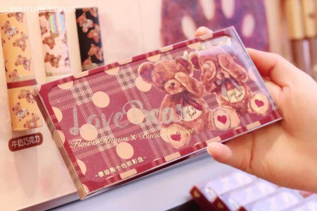 彩妆集合店wowcolour介绍,超大网红彩妆集合店wowcolour大连