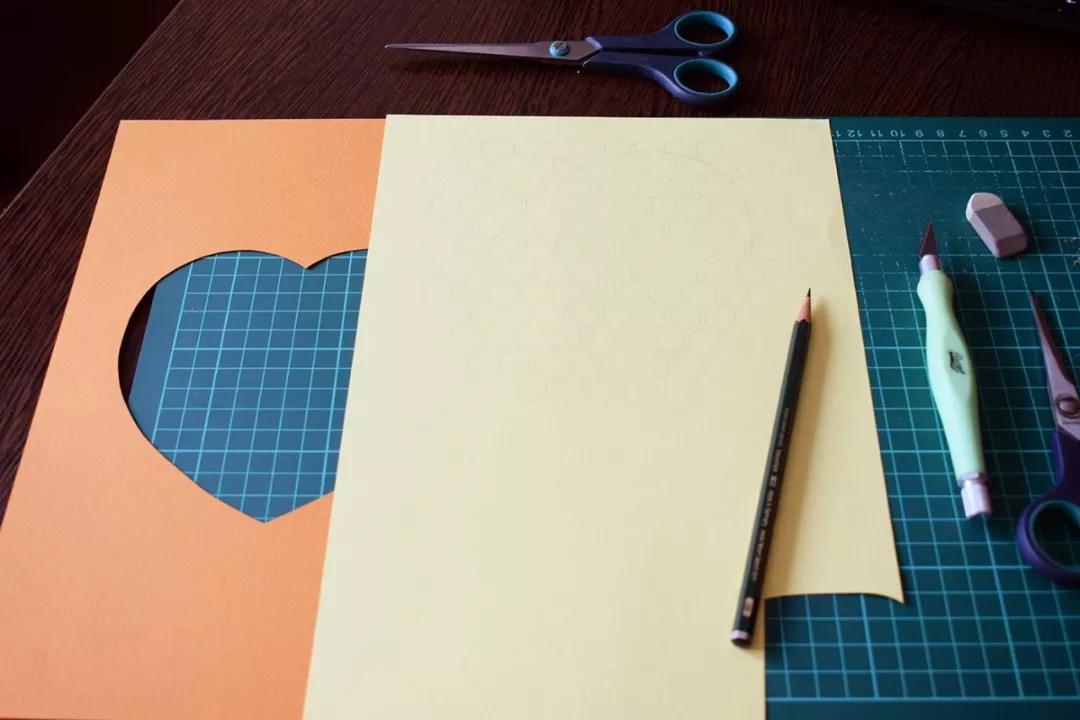 又好看又好玩的手工剪纸教程,剪纸手工教程复杂立体感强