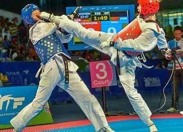 跆拳道实战真的厉害嘛,跆拳道实战过程中真的很厉害吗