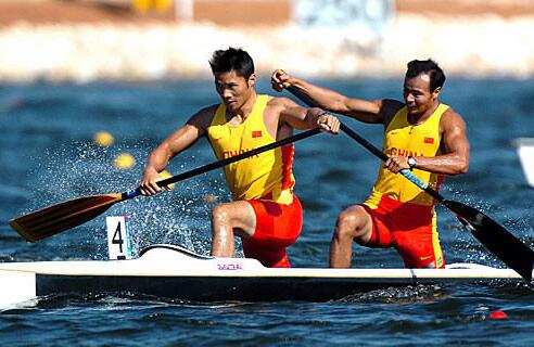 皮划艇划船机正确姿势,皮划艇划船机训练视频