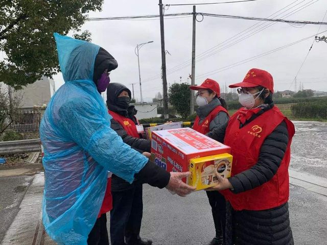 赶上疫情孕早期的妈妈应该怎么办,疫情期间孕妇生产孩子怎么办