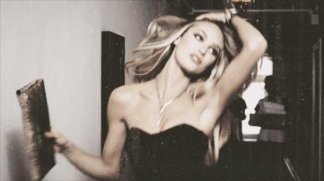 iphonexs16.7.1鑳借秺鐙卞悧,iphonexs15.2瓒婄嫳鏂规硶