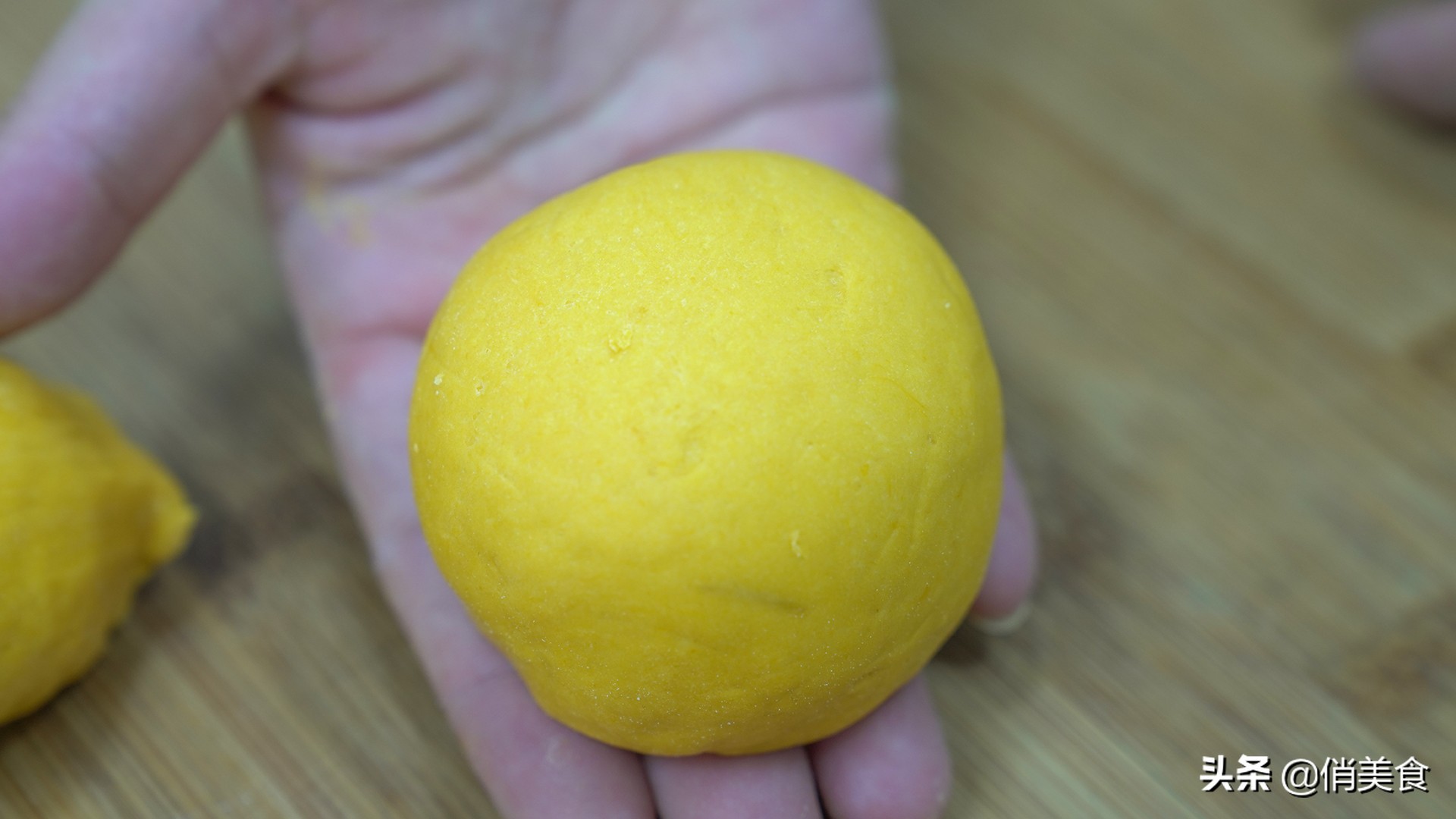 馒头用冷水还是热水蒸不塌陷,蒸馒头冷水还是热水下锅