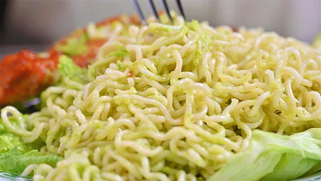 使徒行者同款冰室，现点现拉港奶，先抽盲盒才能喝