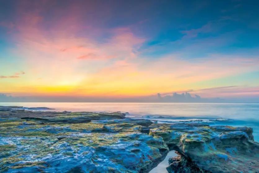 北海涠洲岛火山国家地质公园观赏,游览北海涠洲岛火山口地质公园