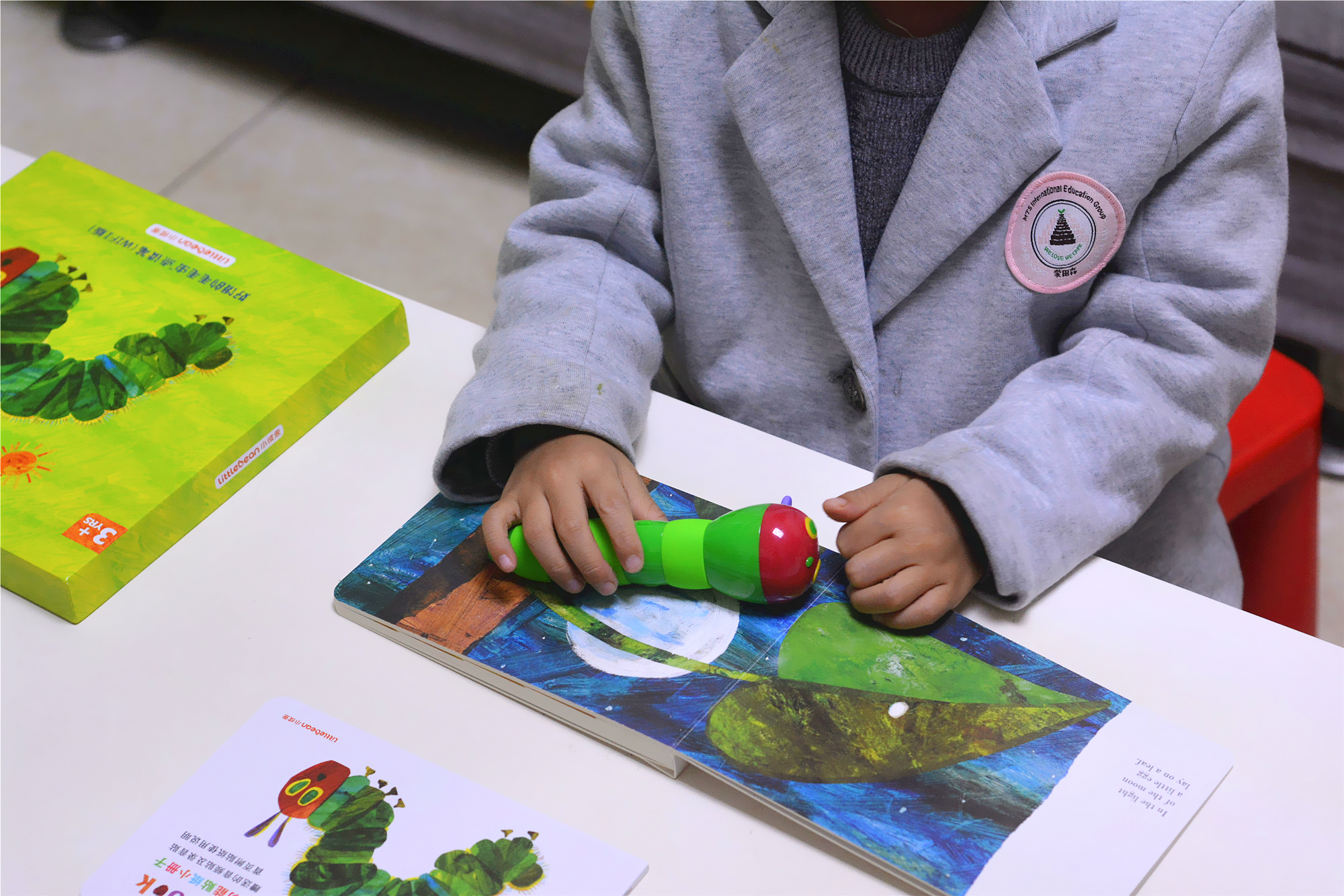 毛毛虫点读笔绘本入门,小彼恩和毛毛虫点读笔是什么关系