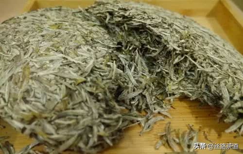 压饼的茶叶是不是不好,白茶散装的好还是压饼的好