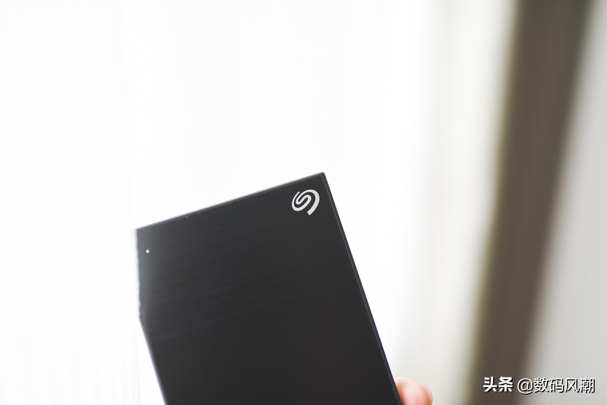 希捷backupplus硬盘评测,希捷backupplus新睿品