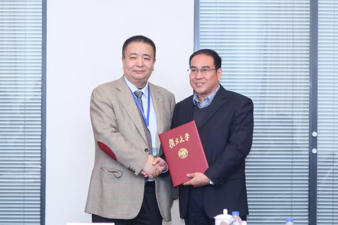 共建聚力！复旦大学-中国科学院苏州生物医学工程技术研究所战略合作协议签约仪式举行