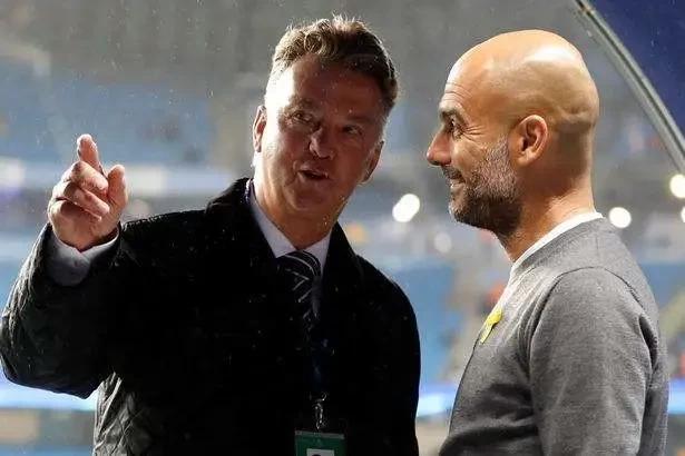 他是贝利认可的第一战术大师，主导攻势足球，让瓜迪奥拉持续学习