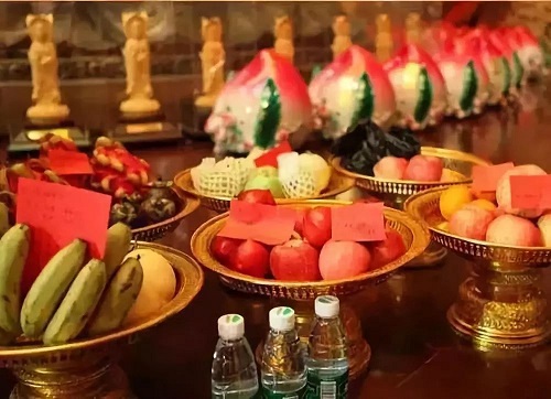 佛教智慧故事普度众生一心向佛,佛教故事求缘