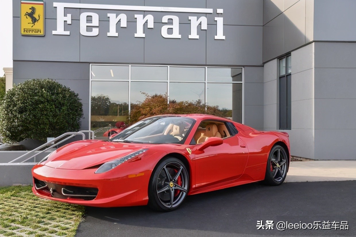 欧洲杯小组赛厮杀正酣，这些球场硬汉男人都开什么车？