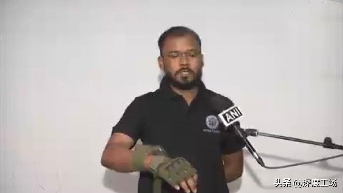 印军用电击武器,印军冷兵器电击狼牙棍