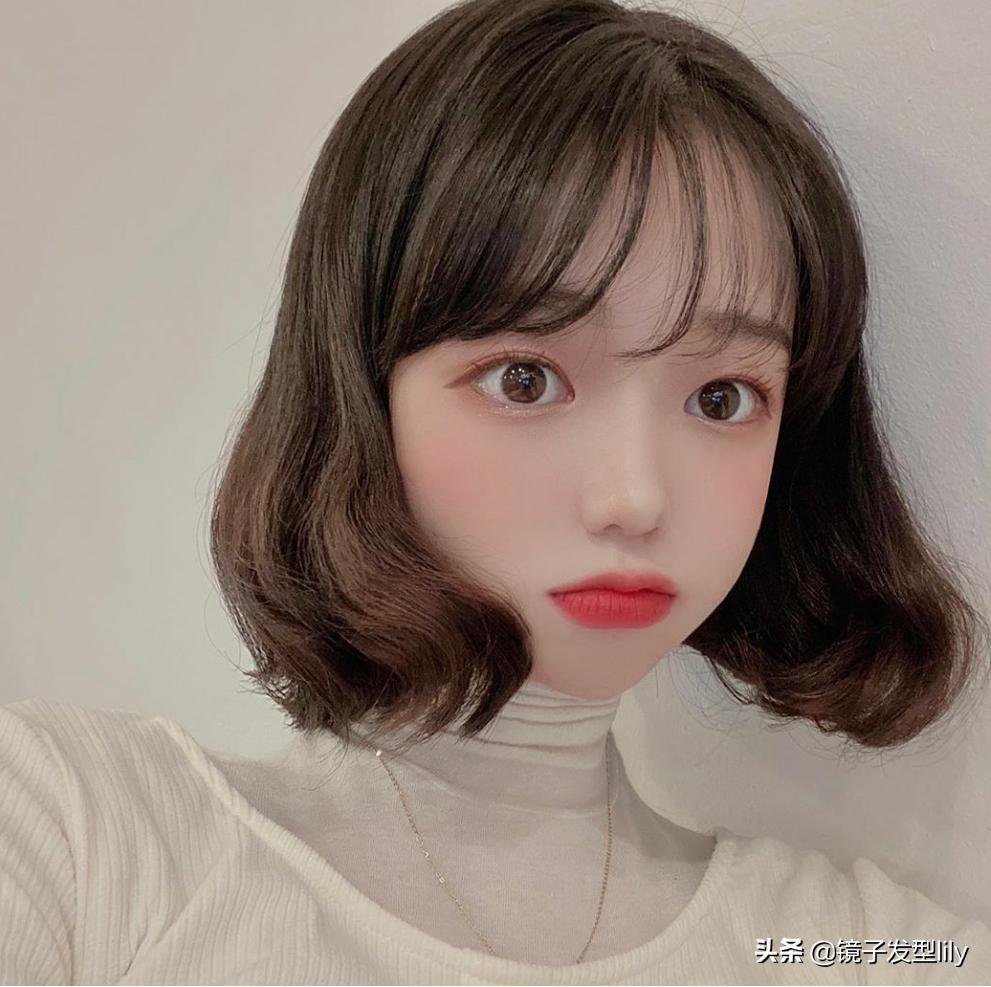 今年流行的发型显年龄小,今年必换的几款发型超级显脸小
