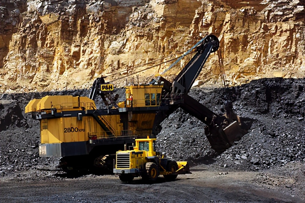 刚挖出煤为什么用水洗才能用,刚刚出来的煤为什么要用水洗一下