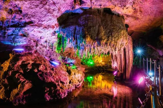 重庆古溶洞,重庆第一大溶洞