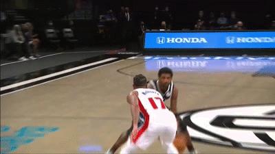 欧文变向撤步三分,欧文和利拉德谁关键球厉害