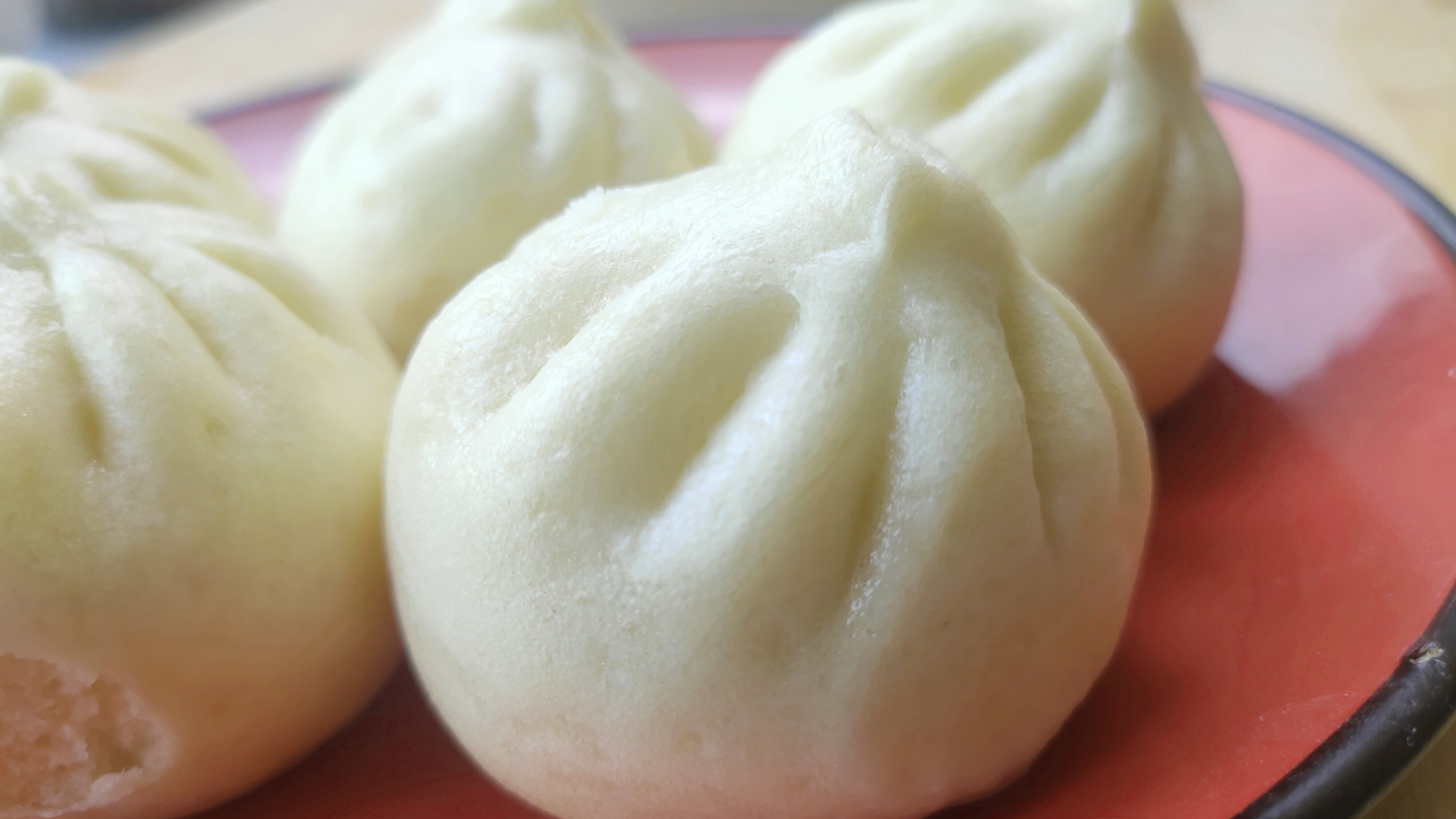 蒸包子发黄怎么回事,蒸包子怎么才能让包子膨胀松软白