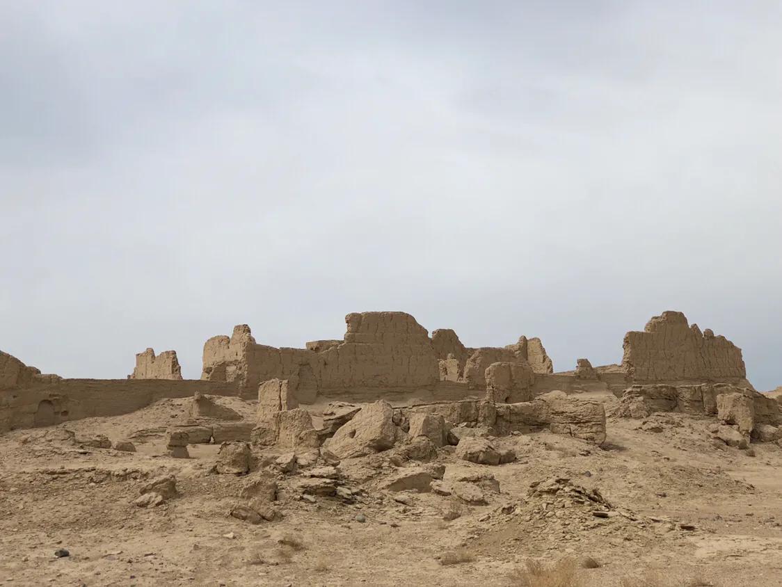 占中国六分之一地盘的*疆新**,12个5A景区N个世界遗产你走过多少?