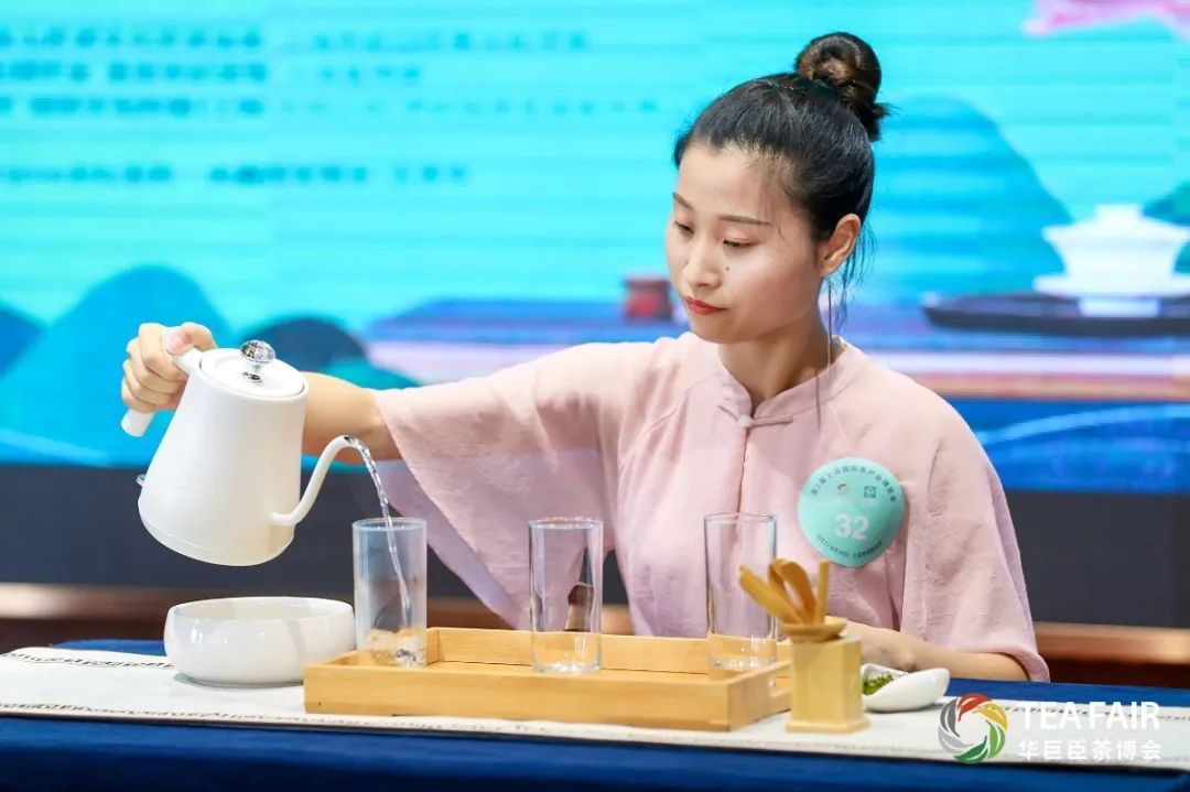 燃爆魔都!这个夏天,“茗星茶艺师”实力出圈