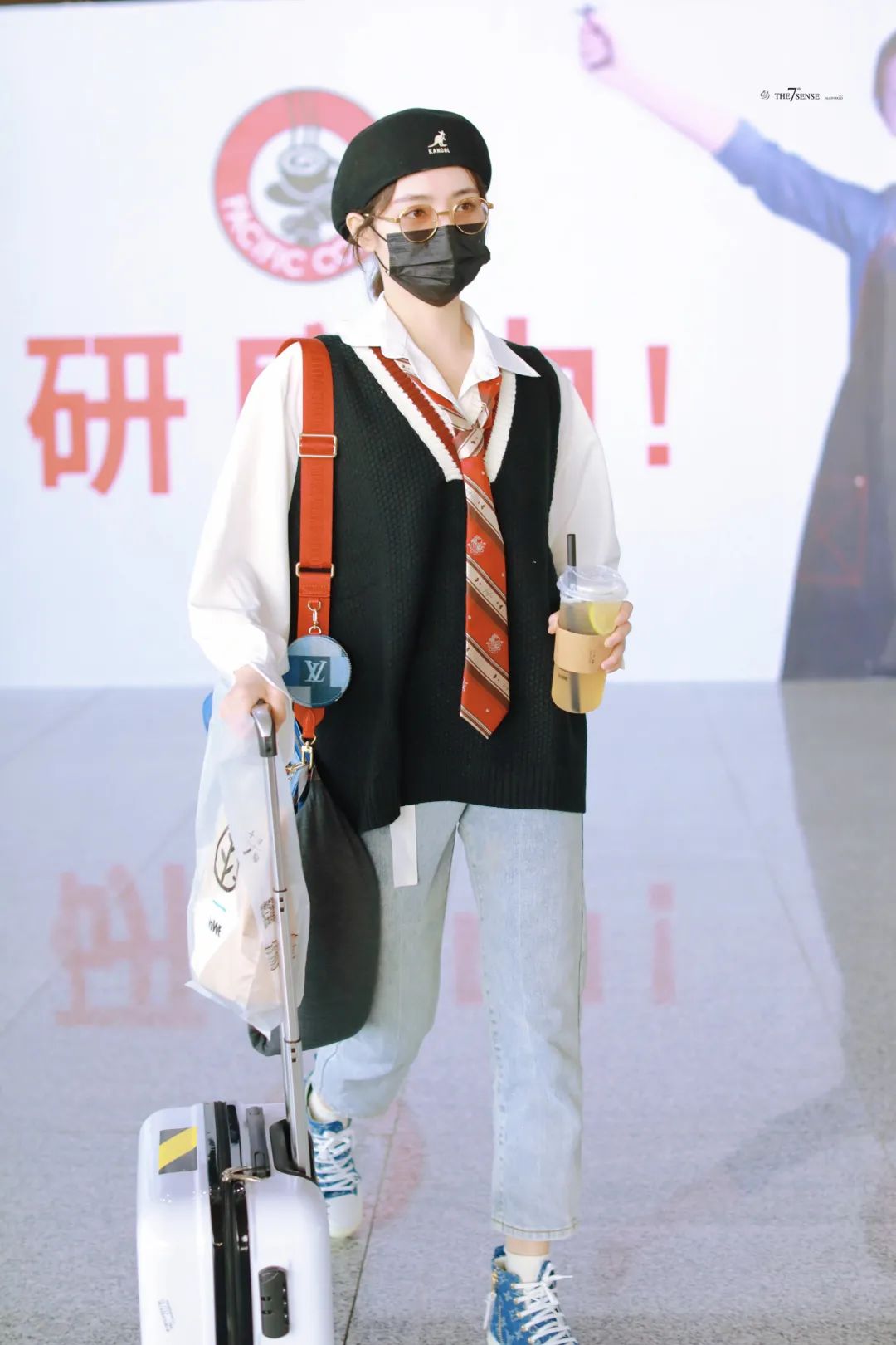 jennie甜酷风穿搭,jennie新造型lisa同款穿搭