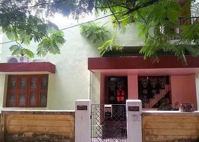 灏忔椂鍊欏緢绌烽潬鑷繁鍔姏鎴愬姛,璋锋瓕ceo鏇剧┓鍒拌繛涔﹀寘閮戒拱涓嶈捣