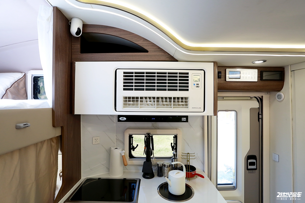 上汽大通maxusv90别墅版房车,大通原厂v90c型房车2021旗舰款