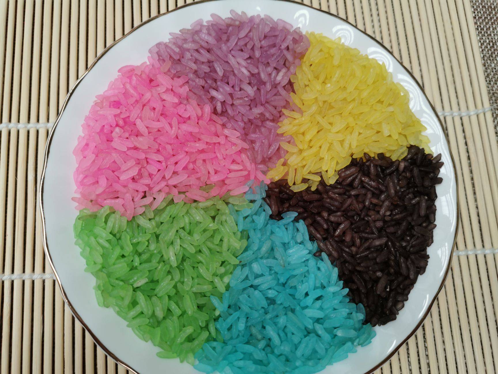 90后放弃城市打工回农村种果园,90后放弃百万收入