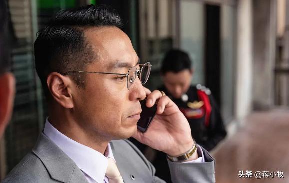 肖央《误杀》：解析导演柯汶利，富有成效的拍摄“手法”