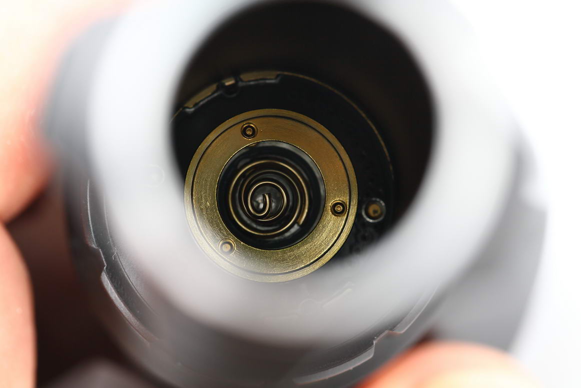 千米金箍棒OLIGHTWARRIOR武士XTurbo评测超级远射桶评测