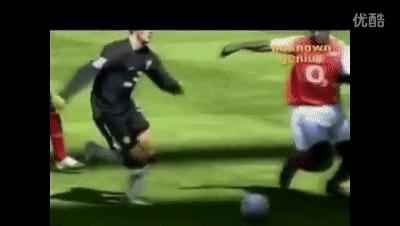 球王也假摔？盘点C罗假摔