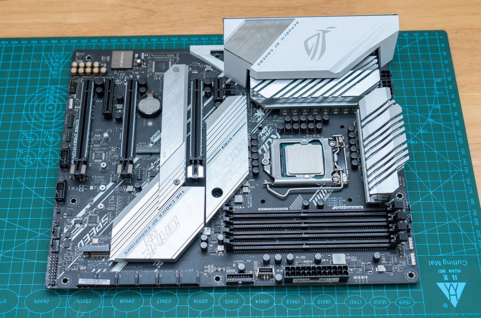 超详细的电脑组装装机教程,组装台式电脑装机步骤