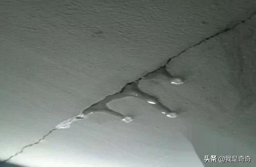 自己做屋顶防水怎么做,夹芯板屋顶怎么做防水