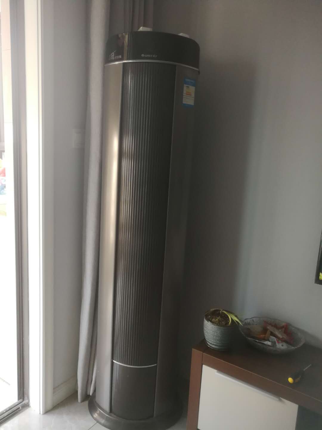 tcl立式空调怎么清洗过滤网,天丽空调过滤网怎么取下来清洗