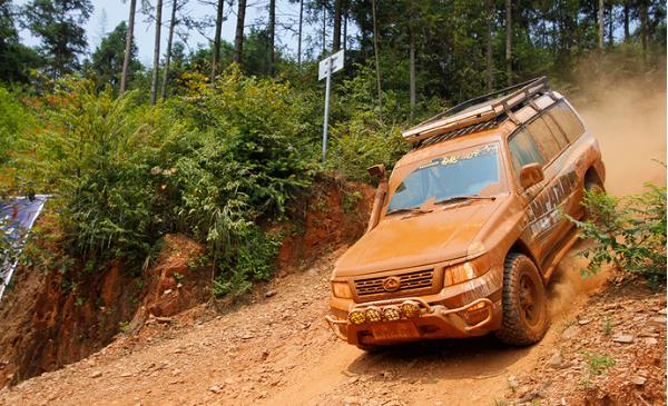 城市suv不越野,2015款猎豹q6试驾视频