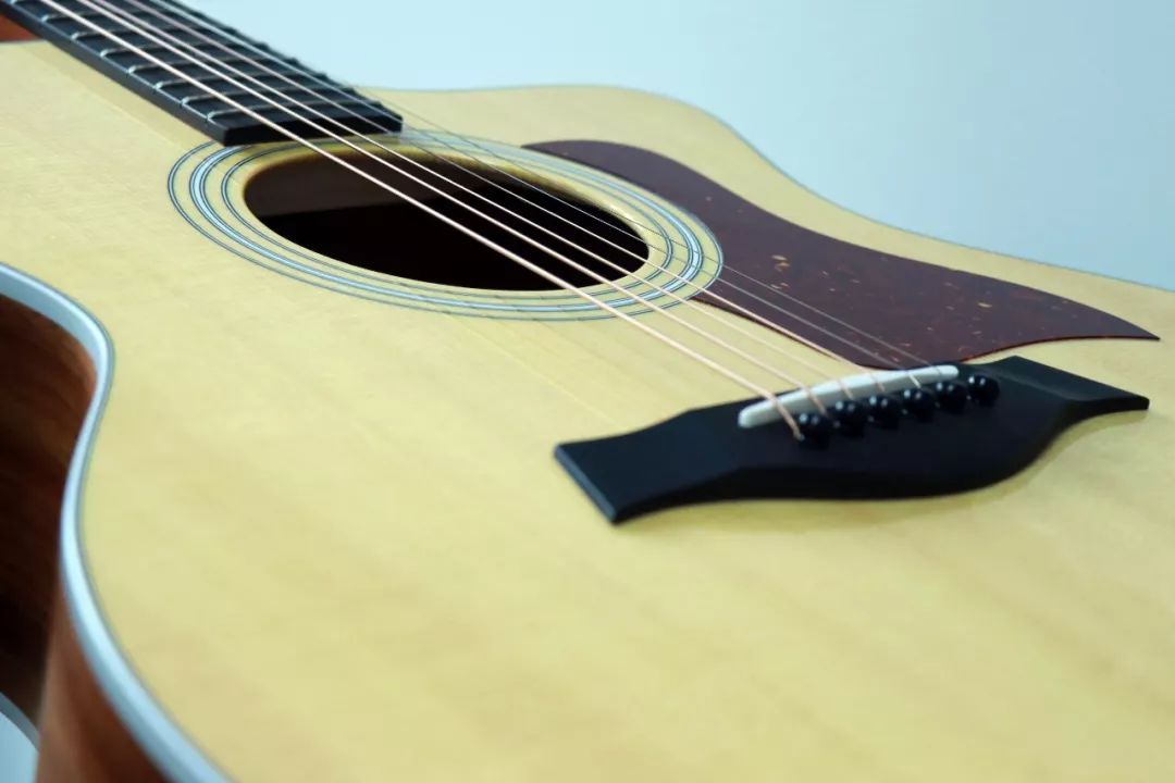 降价10000+，这把马丁HD28，你值得拥有