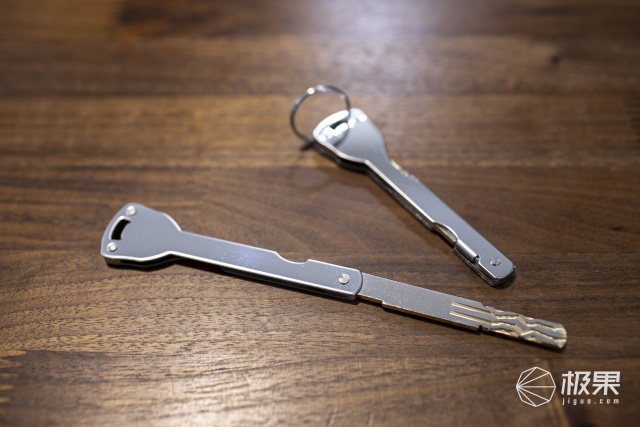 经常忘记自己锁门,智能门锁被锁定怎么解锁