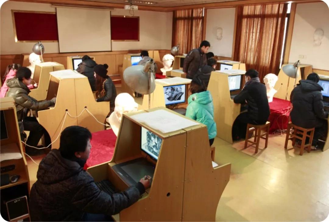 只争朝夕，不负韶华——开封市信息工程学校线上巡礼