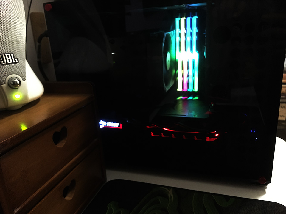 台式大机箱改小机箱,显卡大了怎么装小机箱