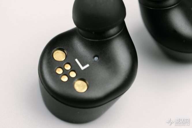 森海塞尔二代馒头,森海赛尔一代大馒头