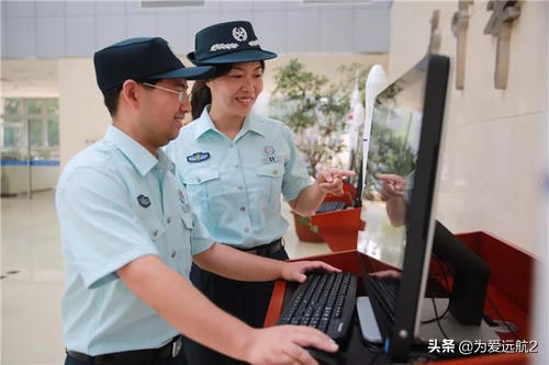 女孩考文职有什么条件吗,女生考文职需要什么条件