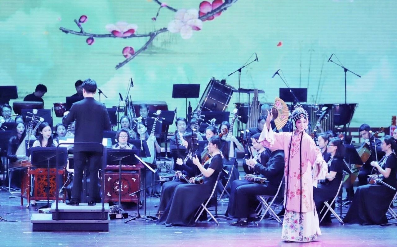 听一场新年的演唱会,听一场音乐会有什么感觉