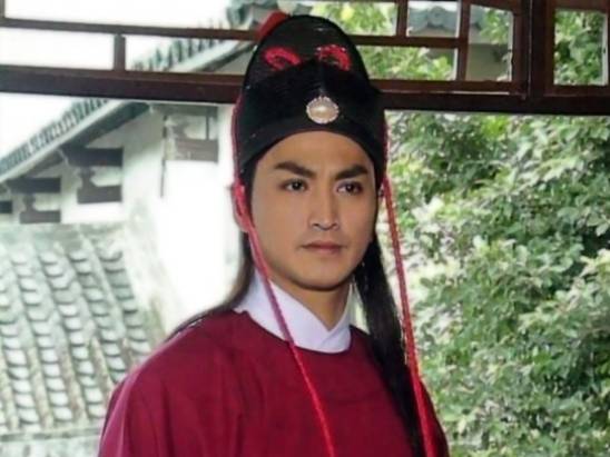 完成学业去打拼,何家劲复出拍戏