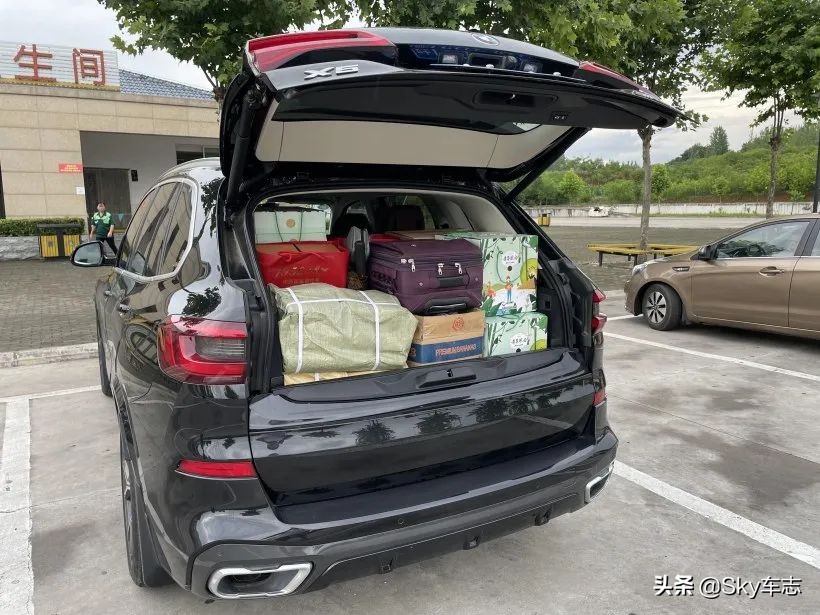 7天3000公里,宝马x57000公里发现烧机油