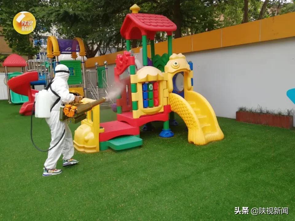 明天到底送不送？陕视记者探班幼儿园，消杀阵仗“吓”到记者