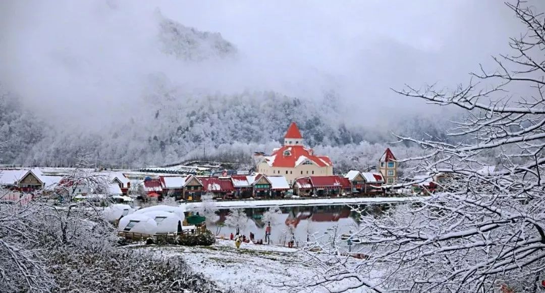 西岭雪山玩耍区在哪里,西岭雪山景区玩耍路线