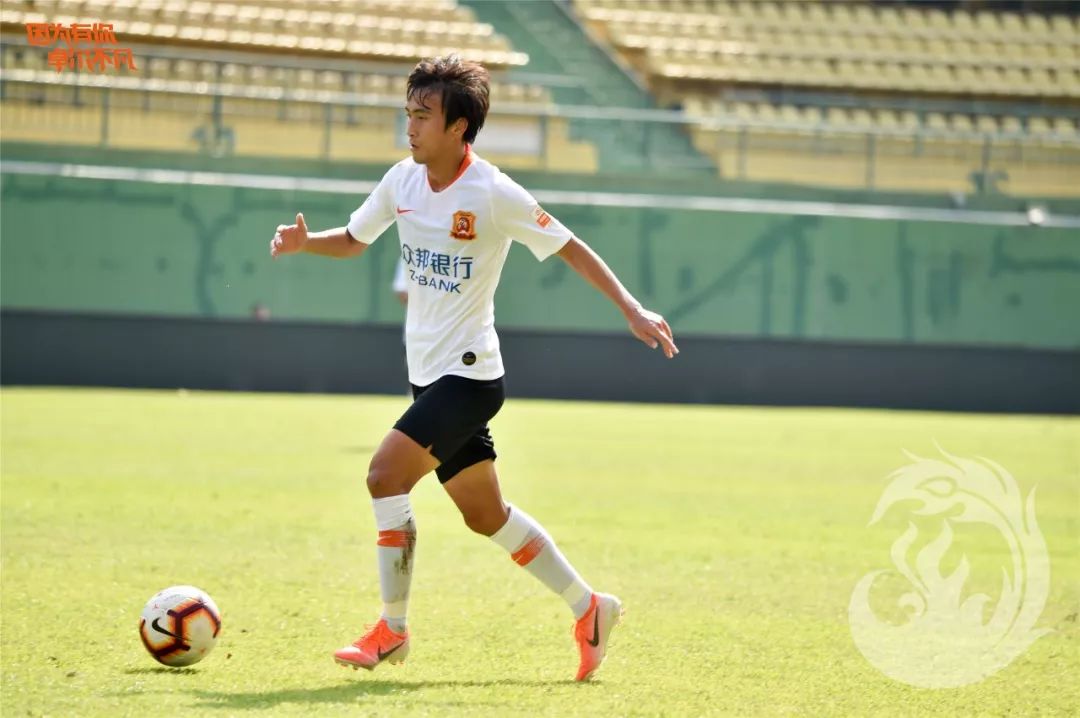 广州恒大武汉卓尔最新比赛,广州恒大对武汉卓尔的比赛直播