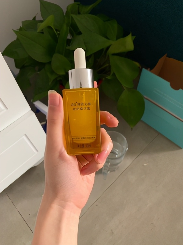 40岁女人做什么补水效果最好,40岁女人补水养颜